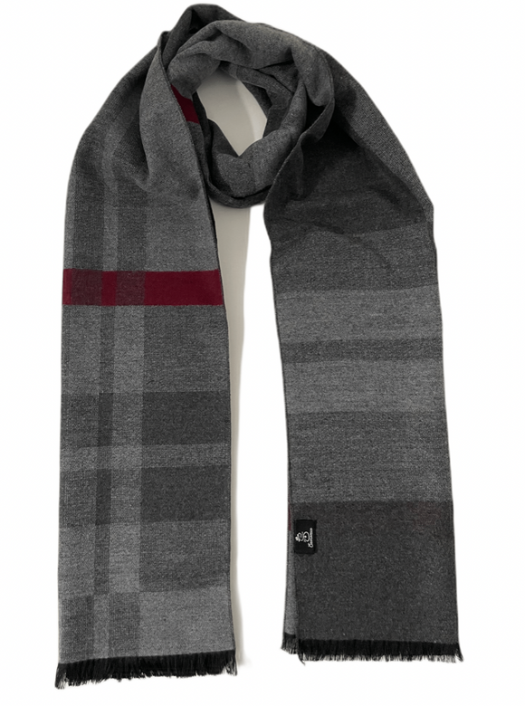 Light Gray w Red Scarfs